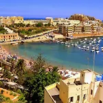 Apartment Unbeatable Location Valletta And Harbour Views
