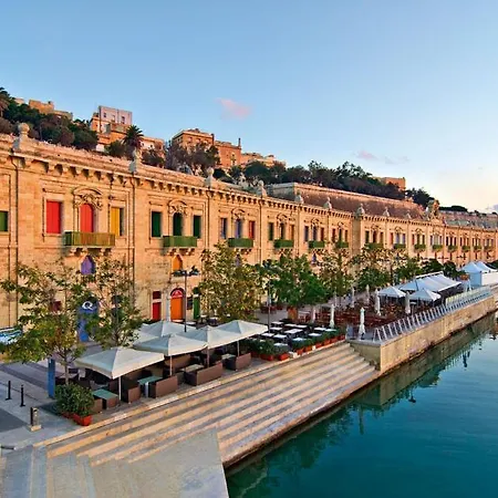 Unbeatable Location Valletta And Harbour Views Sliema