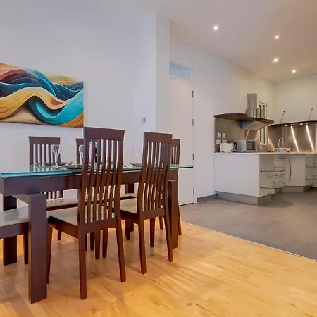 Unbeatable Location Valletta And Harbour Views Apartament