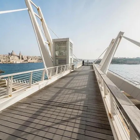 Unbeatable Location Valletta And Harbour Views * Sliema