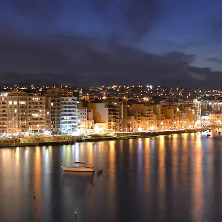 Unbeatable Location Valletta And Harbour Views * Sliema