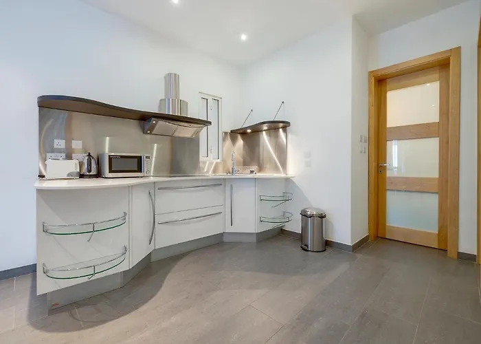 아파트 Unbeatable Location Valletta And Harbour Views *