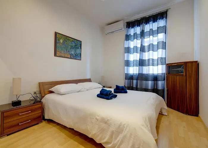 아파트 Unbeatable Location Valletta And Harbour Views